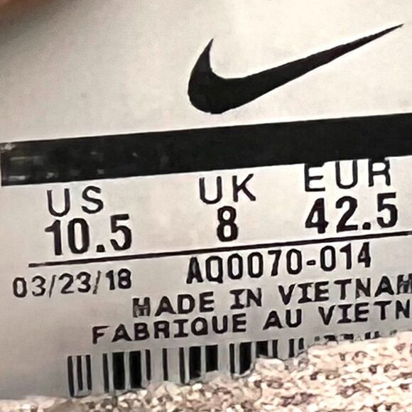 Wmns Nike Epic React Flyknit 'Platinum Beige' - Picture 8 of 10